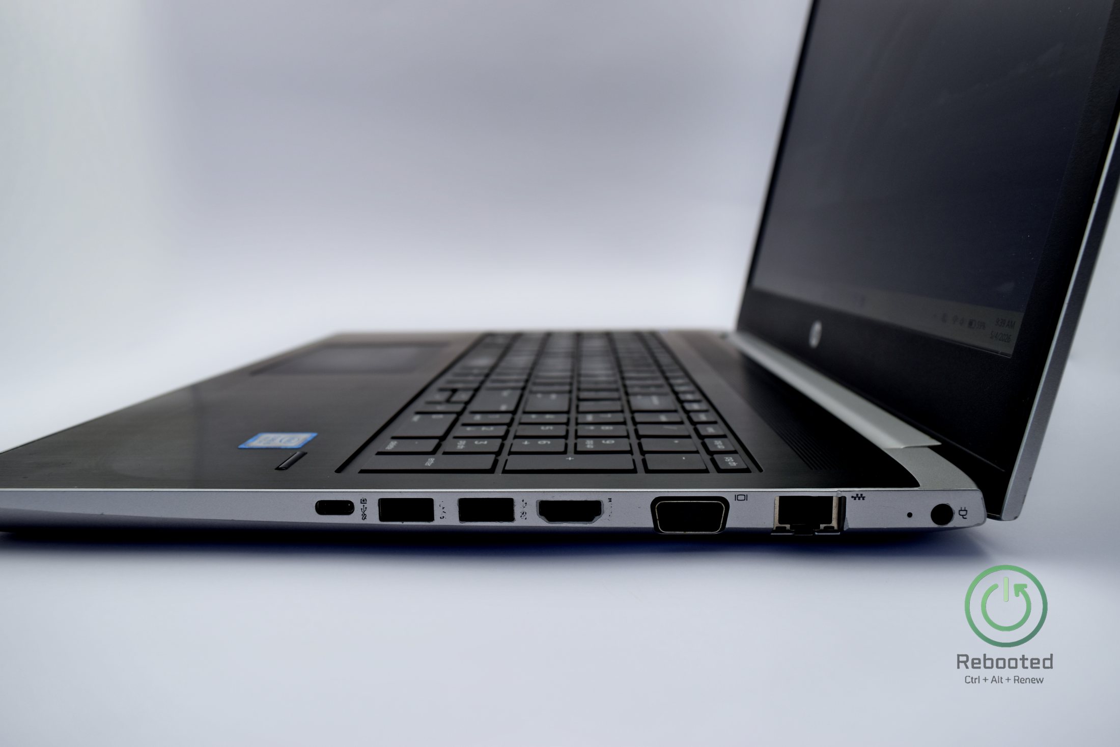 Снимка на HP ProBook 450 G5 с Intel Core i5-8250U, 8 GB DDR4, изглед 3