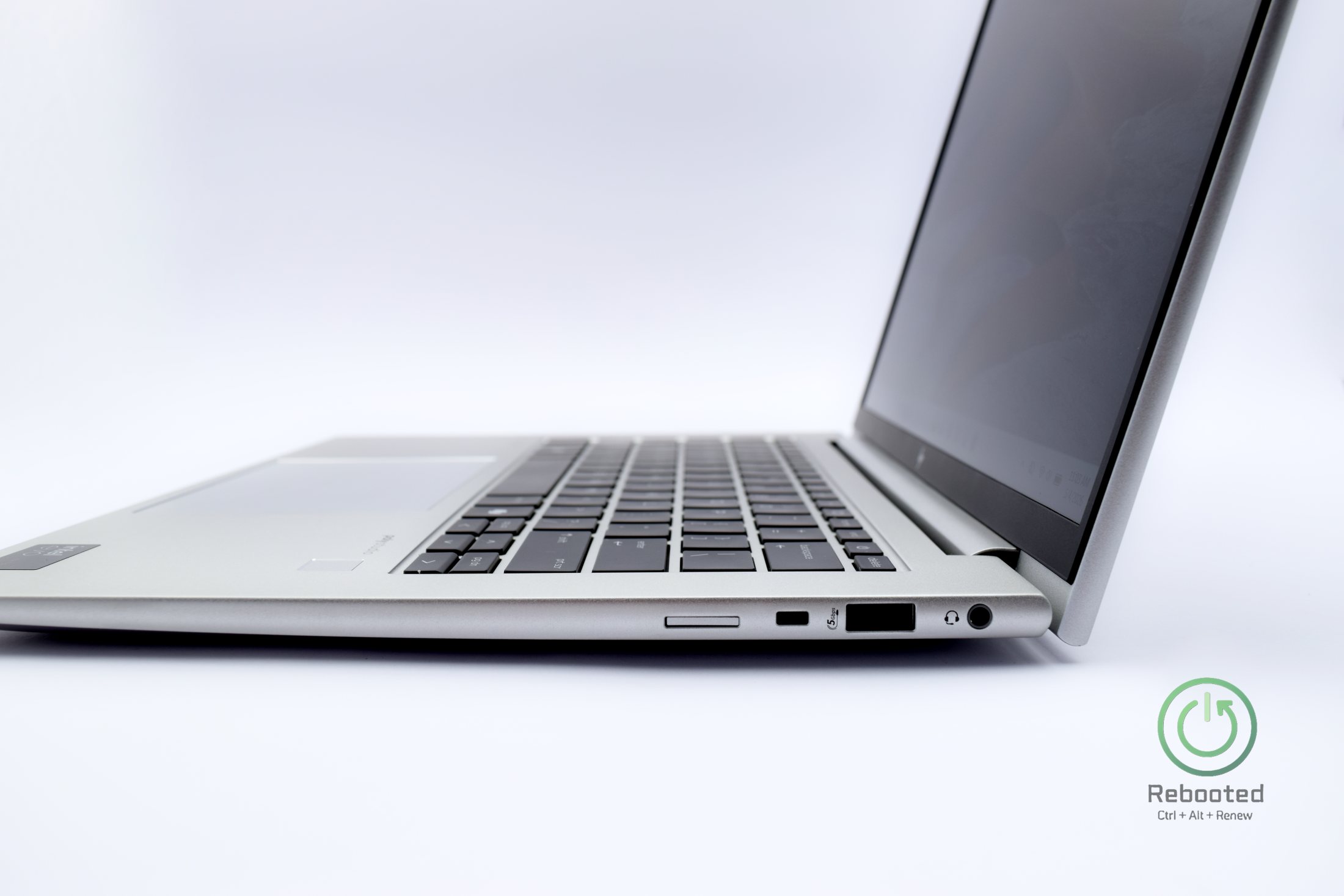 HP EliteBook 840 G11 product photo with Intel Core Ultra 5 125U, 16 GB DDR5, view 4
